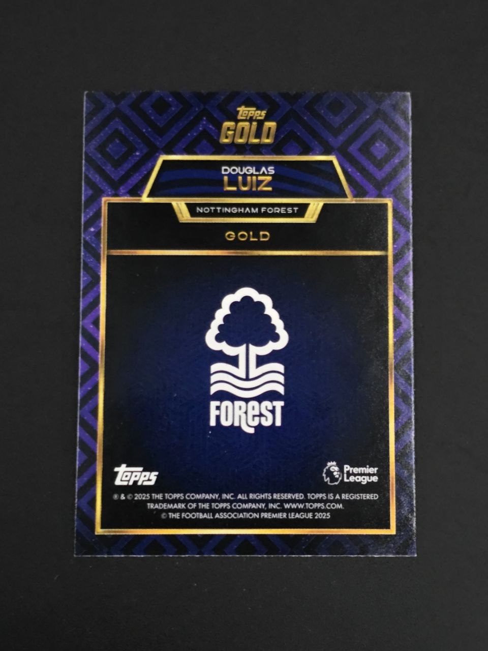 Topps 2025-26 Premier League Douglas Luiz Gold / 🇬🇧