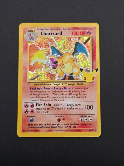 Charizard #4 Celebrations 25th NM / 🇬🇧