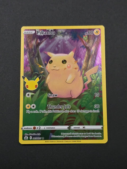 Pikachu #5 Celebrations 25th NM / 🇬🇧