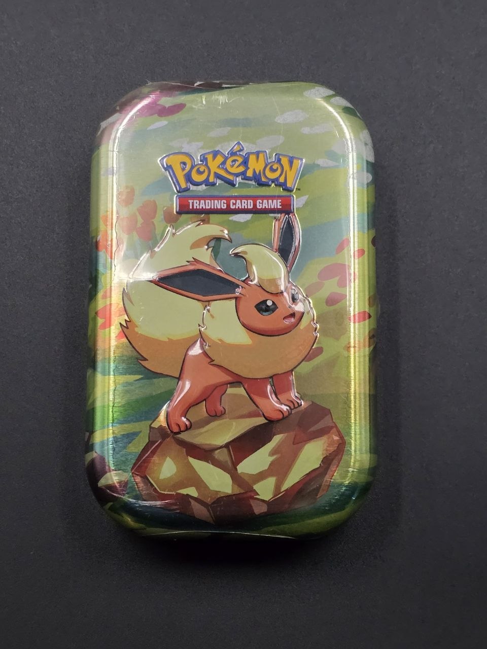 Prismatic Evolutions Mini Tin Flareon / 🇬🇧