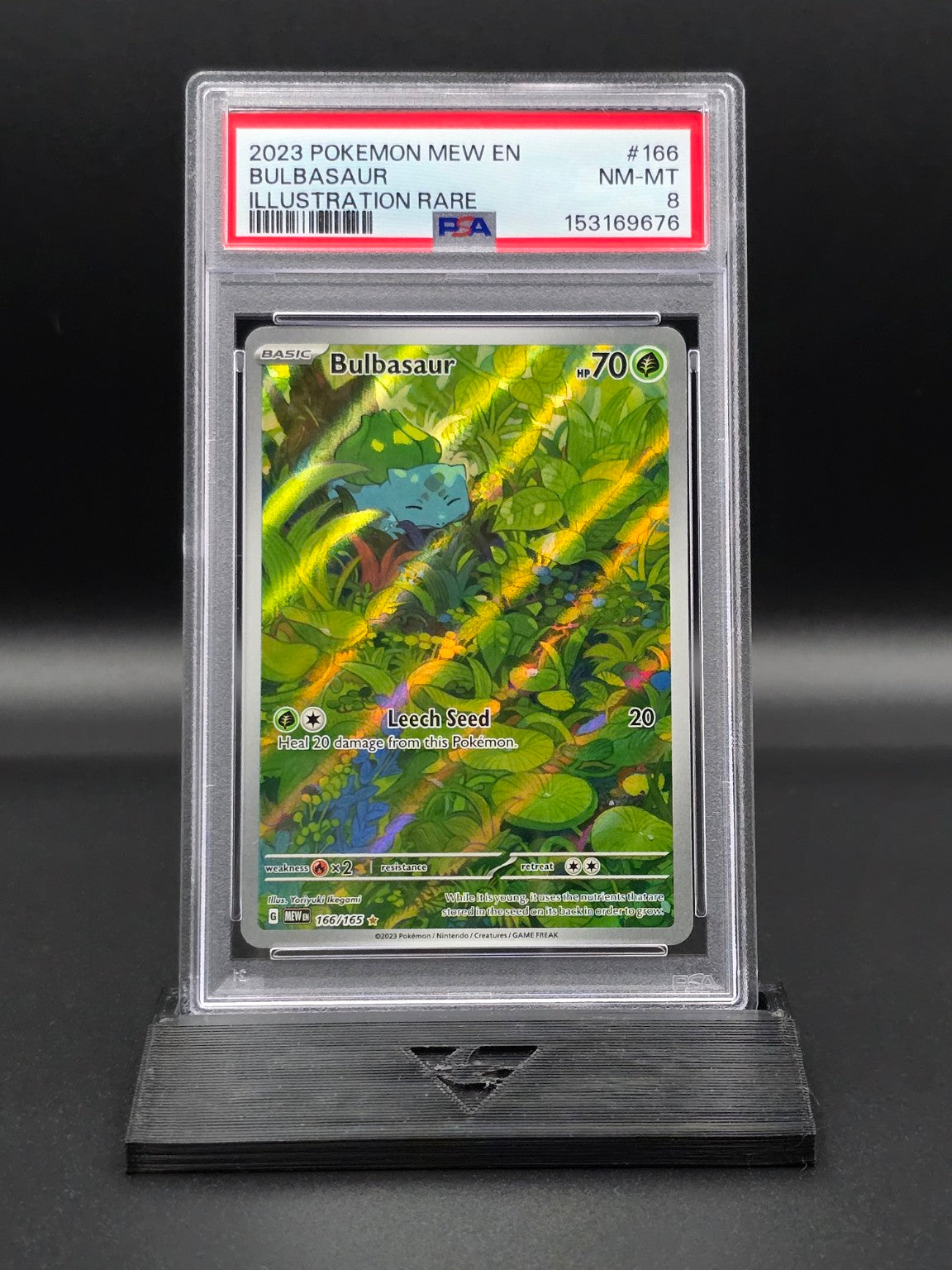Bulbasaur #166 Scarlet & Violet 151 PSA 8 / 🇬🇧