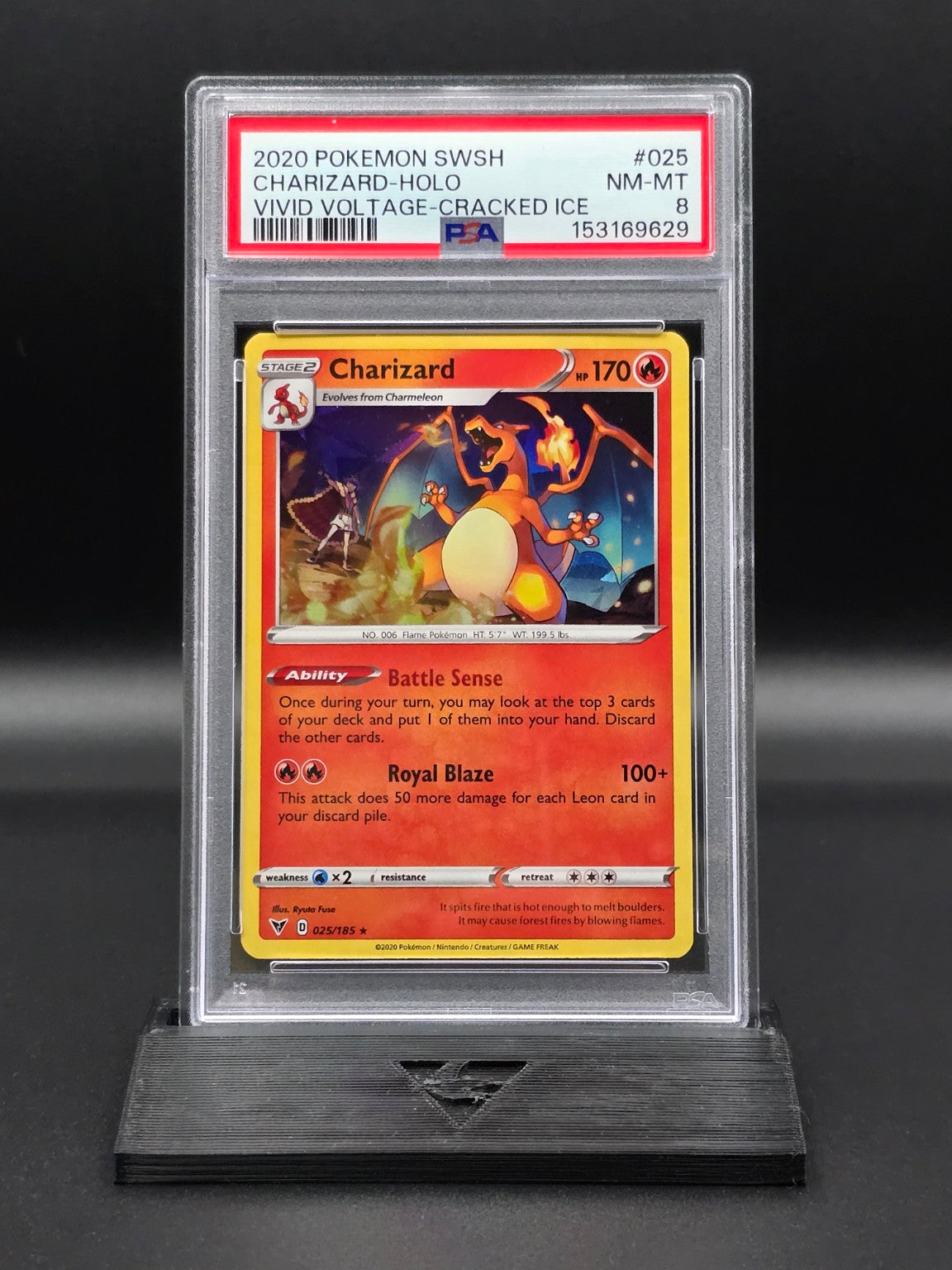 Charizard [Cracked Ice] #25 Vivid Voltage PSA 8 / 🇬🇧